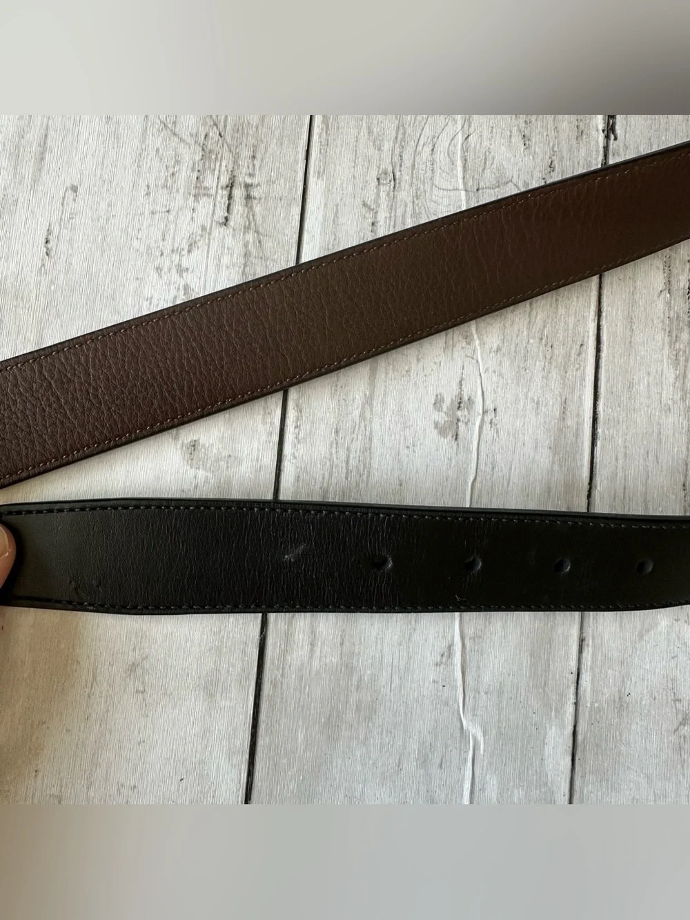 PREOWNED COACH MENS BLACK BROWN BELT WOTH GOLD TONE HARDWARE 44” Size